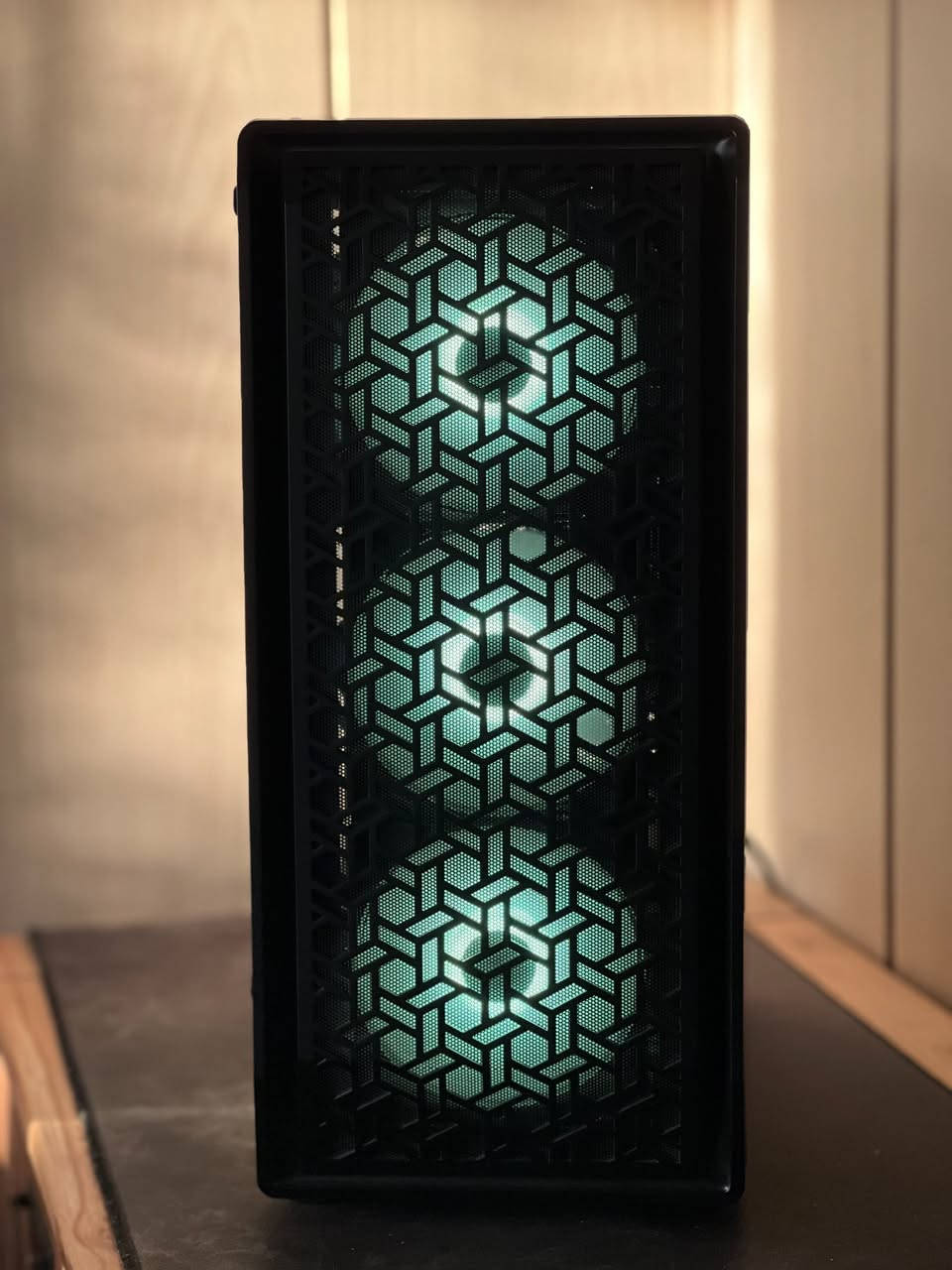 GPU: Zotac GeForce RTX 5070 12gb 3 fan
CPU: Ryzen 5 5600X (6 Cores 12 Threads)
MB: Asus TUF b450m pro II 4 slot
RAM: 16gb (2x8) 3200mhz
STORAGE: 512gb m.2 NVMe
CASE: Gamemax Forge AB 6 fan السليمانية, العراق


**إذا كنت صاحب هذا الإعلان وتريد حذفه لأي سبب، رجاءا أرسل رسالة إلى الدعم الفني**