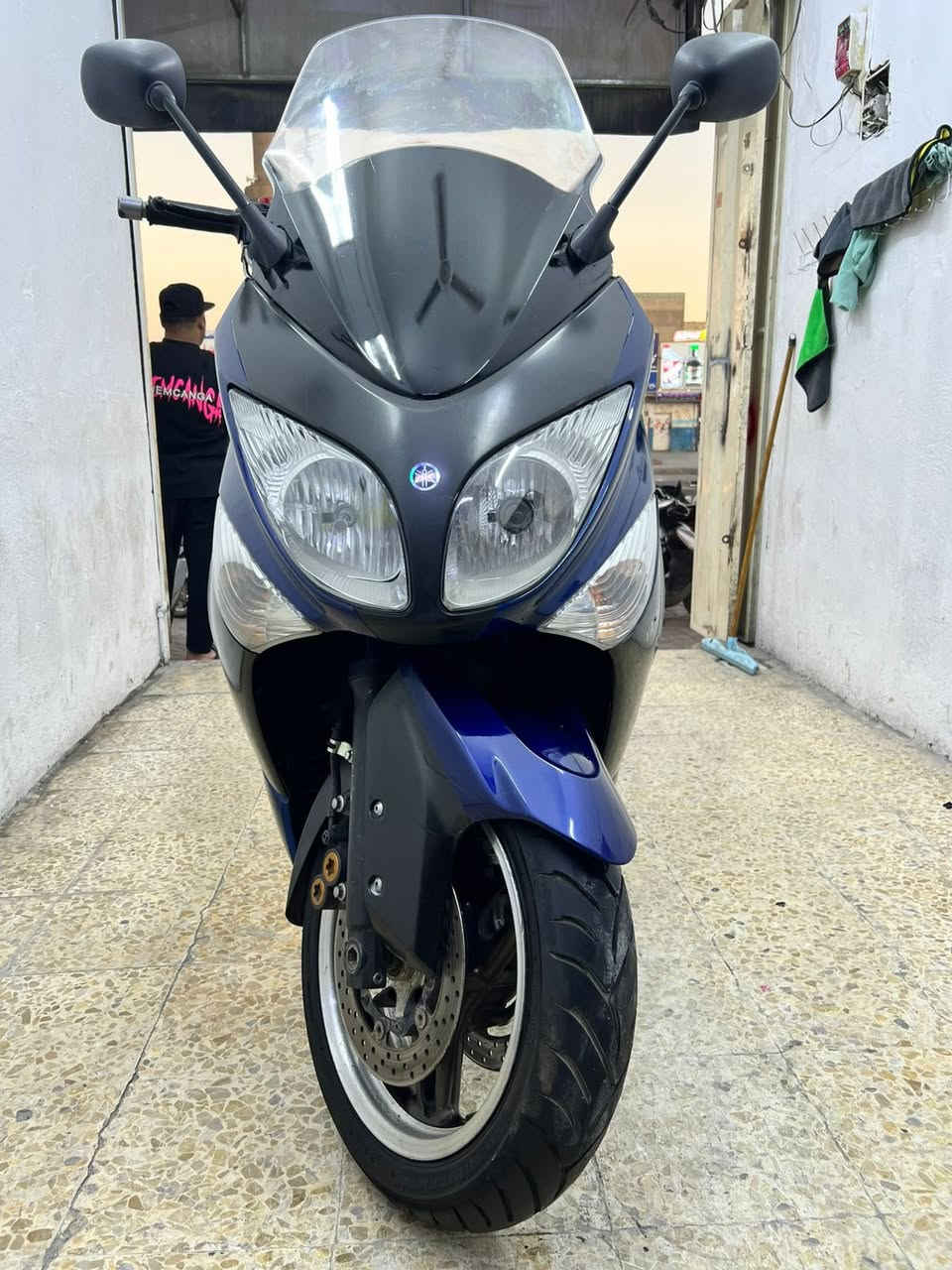 السلام عليكم 
دراجة تي ماكس 2011وارد يابان سويجات ثنين سكيورتي دراجة كفاله عامة من كلشي ماشيه 23الف السعر37 وبيها مجال بسيط شراي تصل ع رقم***********
