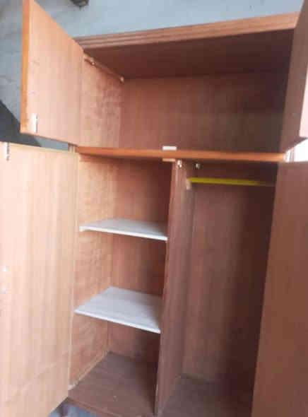 كنتور ملحق بابين صاج تزكام مستعمل الهيكل بلوك بورد والظهرجرجوبه ارتفاع مترين و30 سم عرض متر 23سم عمق 60 سم السعر 225 وبي مجال العنوان بغداد حي الإعلام الشباب نهاية شارع سوق اميمه  صيدلية نور الشباب قرب النادي التجاري  موبايل عراقنا وتساب بي 
*********** 
***********

يوجد توصيل غير مجاني داخل بغداد فقط
