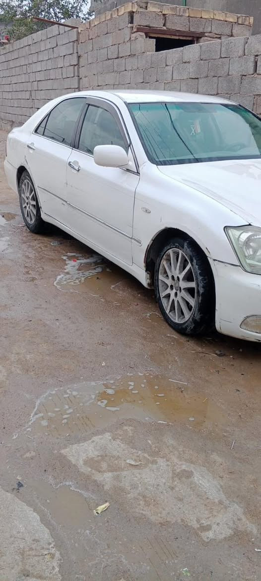 سلام عليكم شاهينه 2004 كصتين متومه رقم ونسونيه 2030 المكان بصره كرمه علي سعر 37 وبيه مجال ***********
