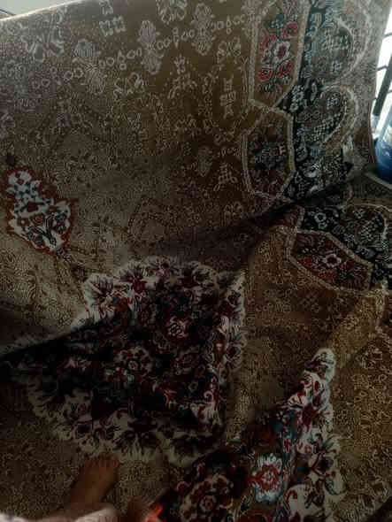 زوليه كاشن مستخدمه موسم واحد نضيفه. جداا. قياس 4 عرض وطول 5 الي يريدها. مكاني بغداد. للحجز والاستفسار. واتس اب *********** بغداد
