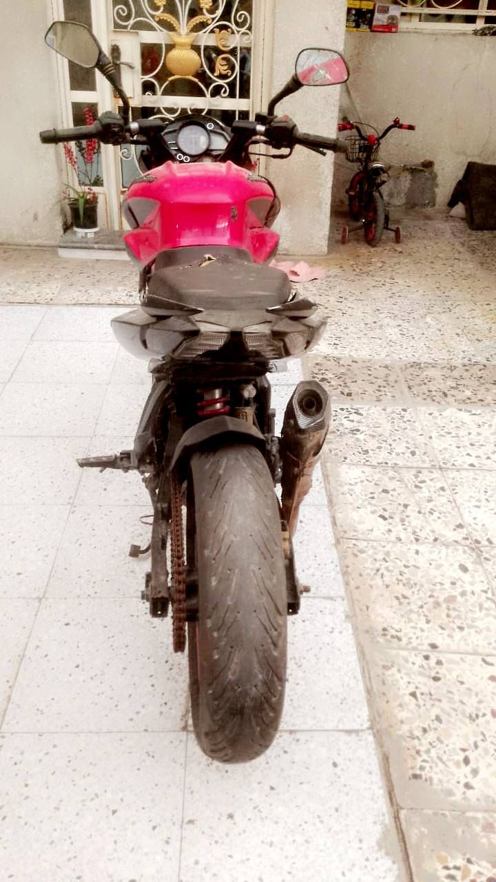 السلام عليكم دراجه بولسر 200 NS مكفوله كفاله عامه باستثناء كم شغله الدواسات مال رجل مكسوره وكسر بسيط بالواقيه الي بالصفحه 
مكاني بغداد 
سعرها 1900 وبيها مجال بسيط لشراي 
واتساب متواجد +9647777638936


**إذا كنت صاحب هذا الإعلان وتريد حذفه لأي سبب، رجاءا أرسل رسالة إلى الدعم الفني**