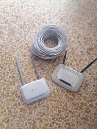 اخو الجديد واير 50متر راوترات 2 كلهم اب 25 نهايتهم 07701620674 0750661...