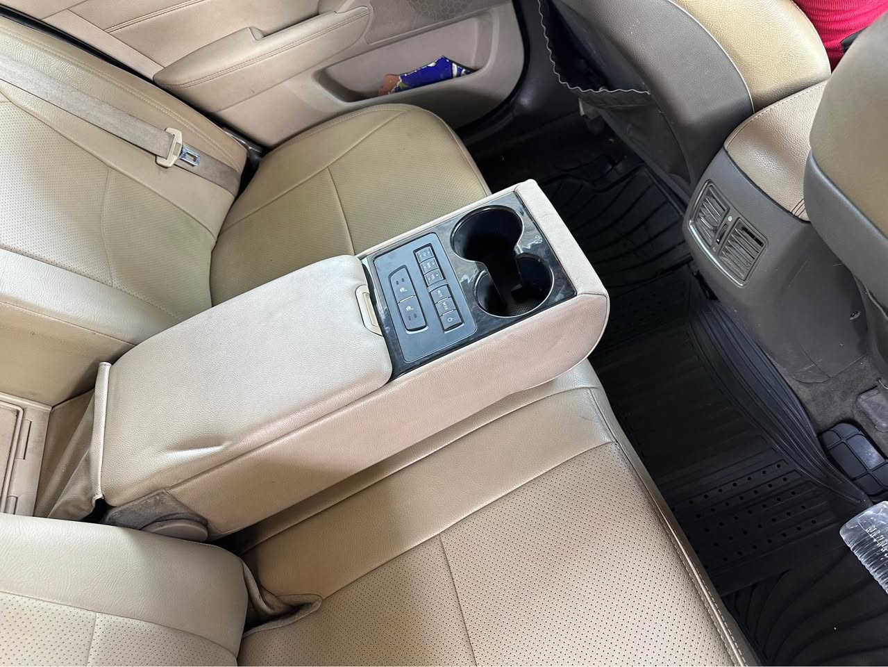 كادنزا خليجي vip

فول الفول 

بيه ٥ قطع صبغ ابيع حزام للجماليه

بيع او مراوس 

السعر ١٠٠$ وبيه مجال بسيط

مكاني بياع او سيديه 

والاتصال *********** 

محرك مبدل جديد v6

بيه منظومه مال غاز شغاله

صدر نظيف بيه الخلفي فقط نص عمر 

تخم تاير

داخل جلد نظيف بغداد, العراق
