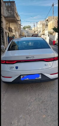 BYD كن بلاص  لون ابيض بغداد  مكفولة عام ماشية 4000  للاستفسار ٠٧٨٠٧٥٥٢...