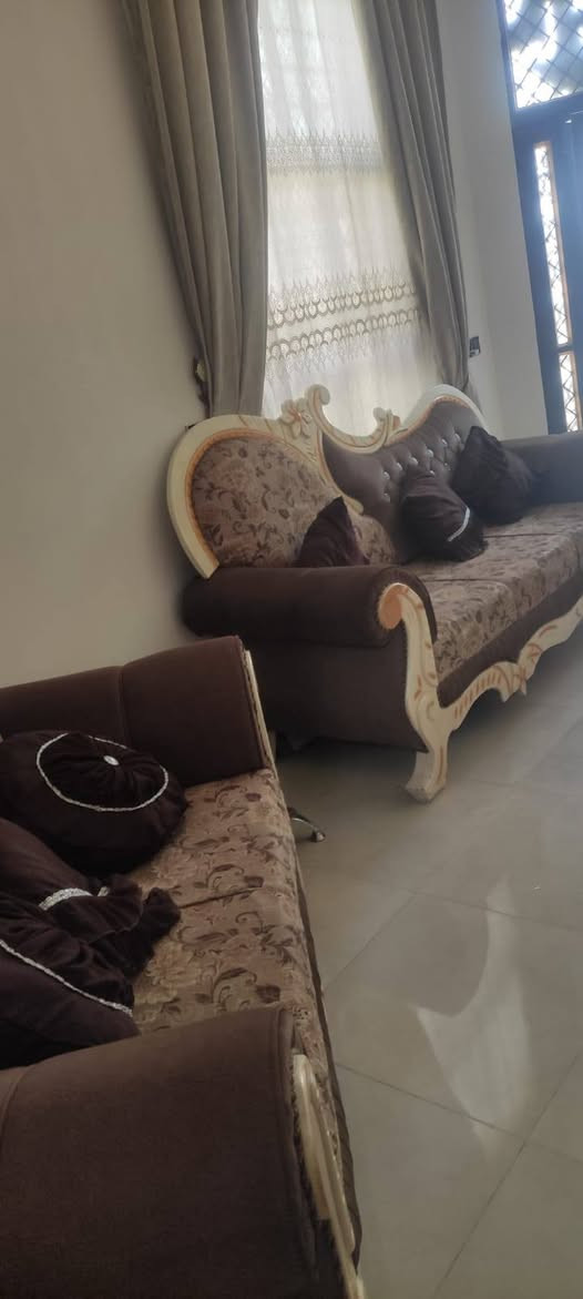 سلام عليكم ميز طعام يتكبر ويصغر نضيف خدش مابي ب200و تخم نضيف كلش  ب700طبلات نضيفات  ب60


**إذا كنت صاحب هذا الإعلان وتريد حذفه لأي سبب، رجاءا أرسل رسالة إلى الدعم الفني**