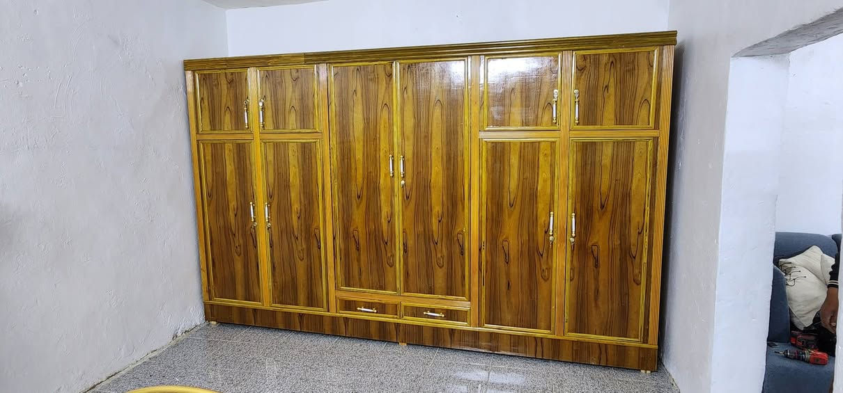 كنتور عراقي تسكام 6باب
طابق واحد 
منزليات الكرار قلعه سكر شارع المجمعات مقابل مجوهرات العكيلي 
***********
