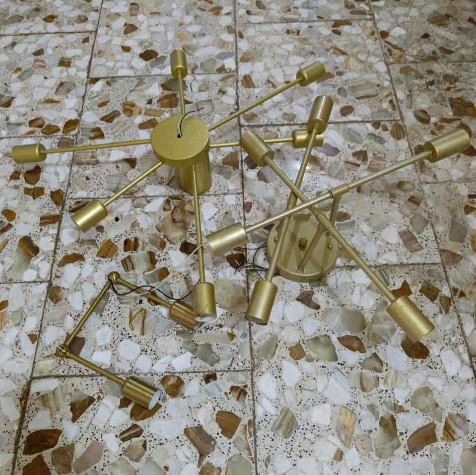 السلام عليكم... اغراض للبيع التفاصيل والسعر داخل كل صوره. ***********
