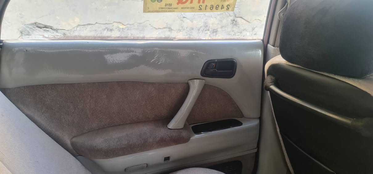 بطه كامله من كلشي بس تبريدها ميشتغل
مراوس بسياره متجايه مكلوبه ومعمره مكصوصه بس كون اصوليه
***********
