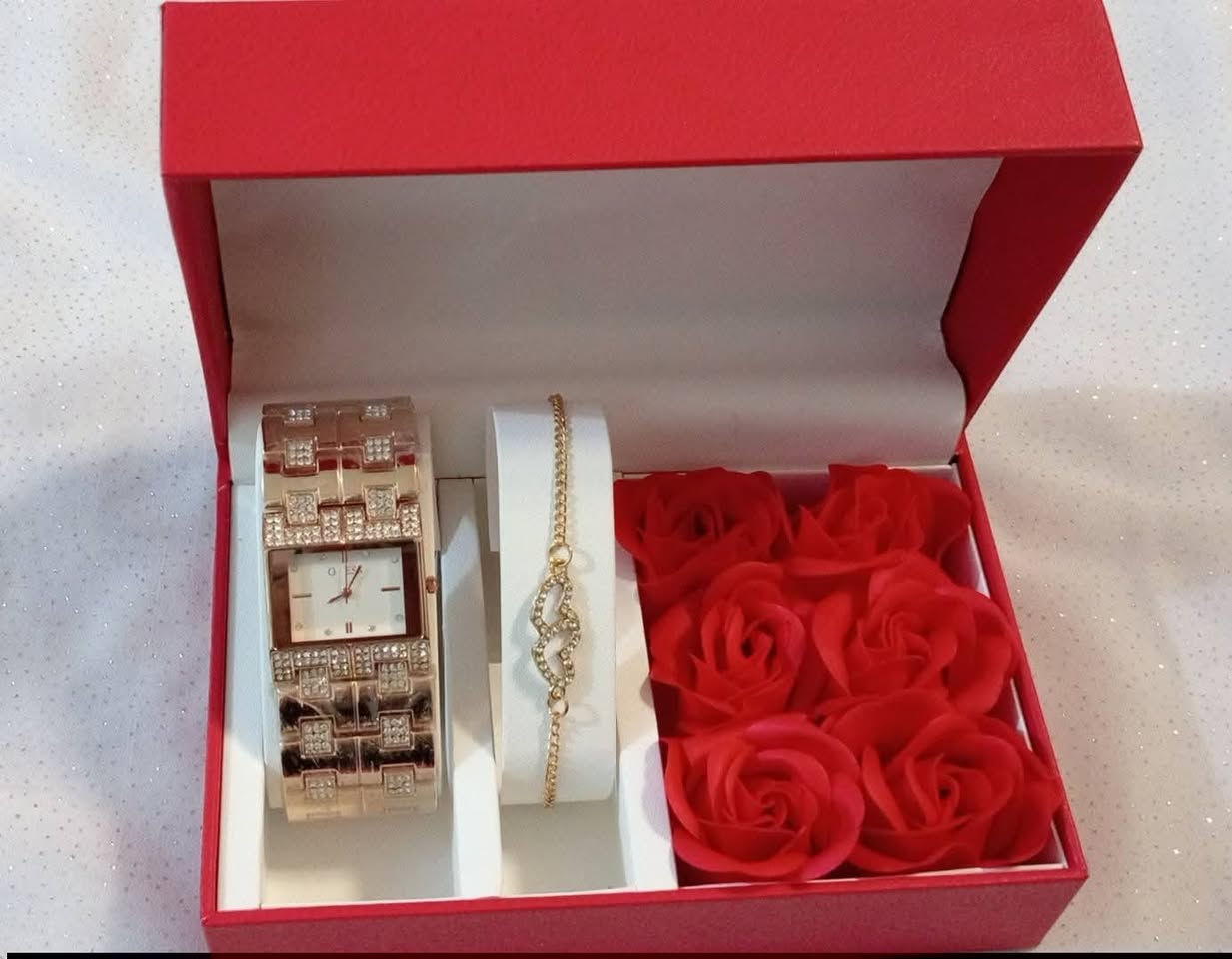 بكجات هديه ساعات رجالي نسائي 😊
سعر قطعه ١٠ الاف فقط😍


**إذا كنت صاحب هذا الإعلان وتريد حذفه لأي سبب، رجاءا أرسل رسالة إلى الدعم الفني**