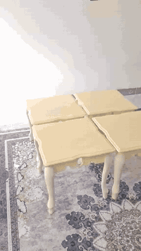 چوار تەپڵە و میزی ناوراست بۆ فرۆشتن
هیج عەیبی نیە ناونیشان کرکوک
میز وسط و 4 طبلات للبیع ای عیب مابی
عنوان کرکوک
إشارة الأصدقاء


**إذا كنت صاحب هذا الإعلان وتريد حذفه لأي سبب، رجاءا أرسل رسالة إلى الدعم الفني**