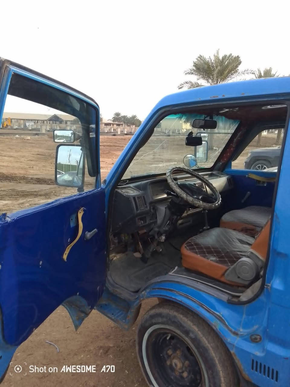 سيارة بنكو موديل 94 نضيفة فول بسمي ثاني يوم احولك كير جديد محرك فول تايرات تكم جديد اكسل فول  السعر 45ورقة ***********
