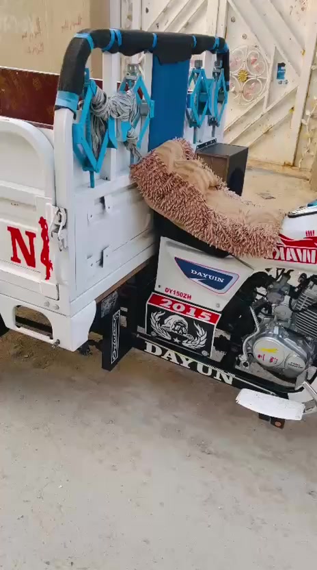 سلام عليكم ستوته للبيع موديل 15 تعمير كله جديد اوراق اصولي ستوته جاهزه ربع ما ذب عليهه مكفوله محرك برغي ما مفتوح مكان شطره الشراي يتصل على الرقم *********** والمو شراي لا يكسر حلال العالم (2250)وبيه مجال
