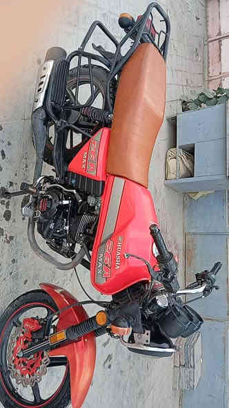 السلام عليكم اخوان دراجه دايون هوشا فول مواصفات كلشي شغال موديل 23 وكيلها العارضي اوراق كامله السعر مليون 200 وبيه مجال الشراي يتصل على هاذ الرقم *********** وبخدمتكم مكاني كوفه#
