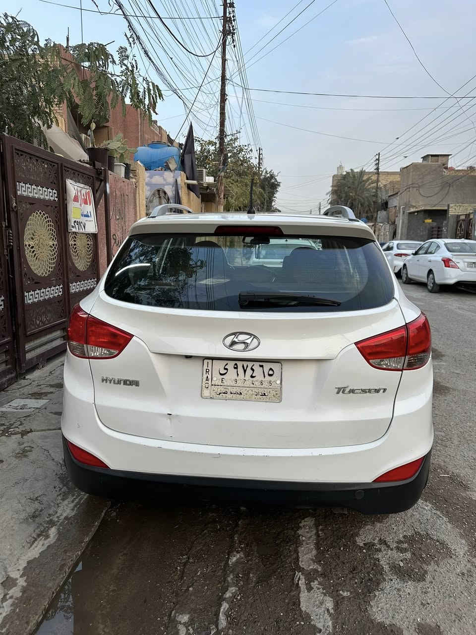 السلام عليكم
توسان وارد خليجي2013
محرك2400
نص فول بانوراما تحكم بالستيرن
أشاير بأمري 
شاشه
كير محرك تبريد ثلج كفاله لسياره
 ع إيد وحده من2013لليوم
ح5ويل كب18 سايد أبريك ب الرجل
السياره خير من الله كلش نضيفه 
موقع السياره بغداد شهداءالعبيدي 
للستفسار
***********
