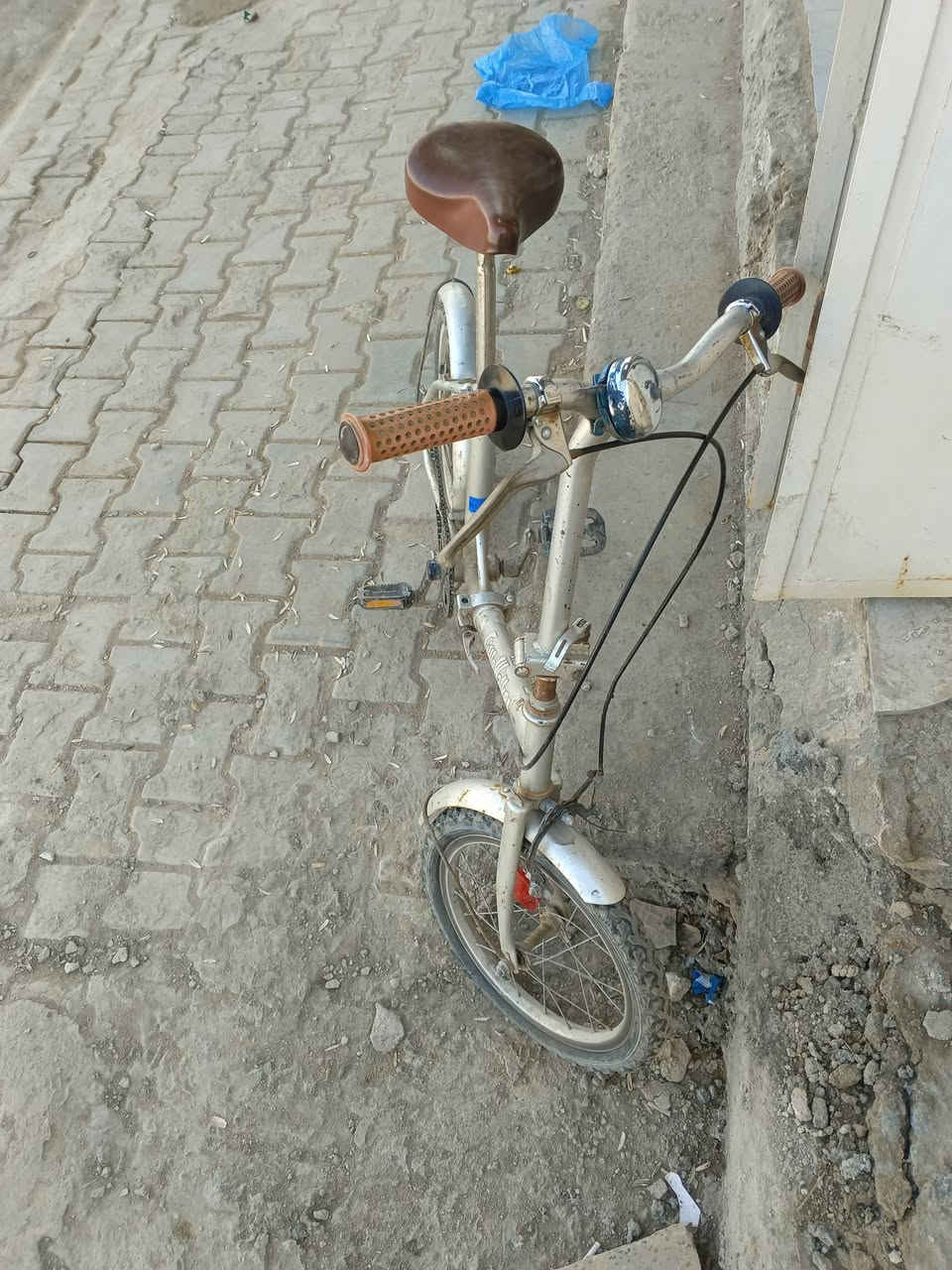 عمي سلام عليكم بايسكل البيع جديد والله متوازي عله بيعته رايده 25 الف مكاني كربلاء قرب مستشفى تركي شراي يجي خاص وبخدمتته


**إذا كنت صاحب هذا الإعلان وتريد حذفه لأي سبب، رجاءا أرسل رسالة إلى الدعم الفني**