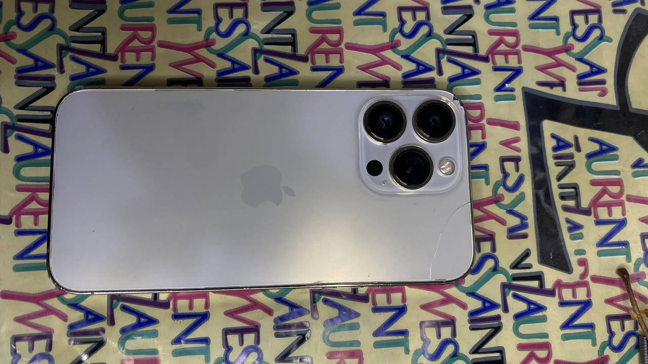 ايفون 13 برو
مساحته 256
مبدل شاشه وبطاريه اصليه
مكاني الانبار رمادي 
السعر ( 500 الف ) او مراوس ب ايفون ١٦ بلس وادفع فرق
للاستفسار اكثر تواصل على الرقم
***********
