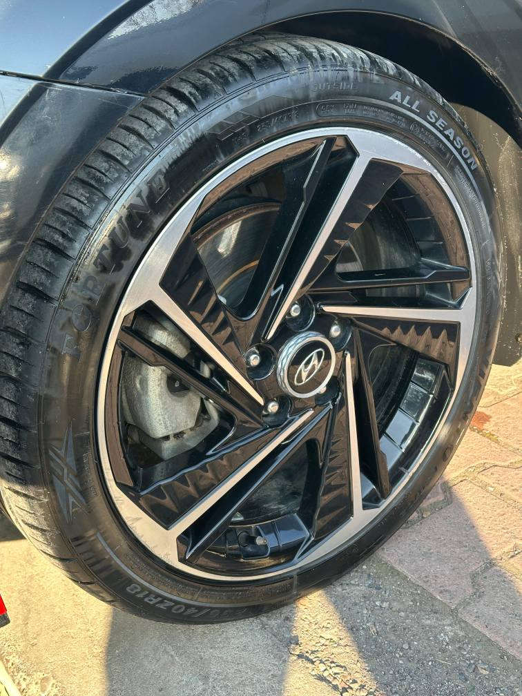 السلام عليكم
النترا أمريكي موديل 2021
سياره فول موصفاتN محرك 1600توربو ابشرط محرك كير كهربائيات حدايه تبريد رادارات سياره داخله كلين بس اهنا صياره 3قطع صبخ بدون دواخل ولا ايرباك طاك سنويه جديد تحول او وكله عوان السيمانيه سعر 138مجل كلش بصيط *********** السليمانية, العراق
