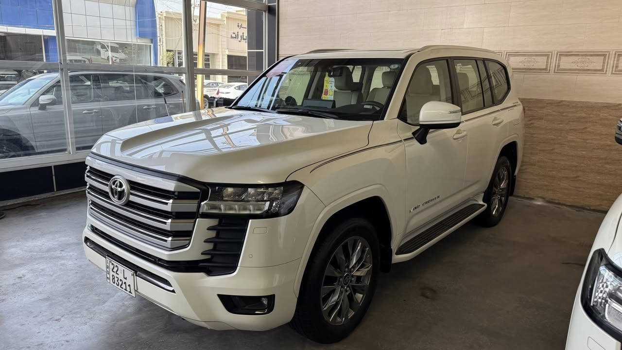 لاندكروز 2024 SAS اصلية
السلام عليكم 
لاندكروز 2024 ساس اصلية ام الضمان بعدها بداخل الضمان 
مكفولة كفاله عامة 
دعاميات مغلقه PPF
ماشية 25 الف 
شاشات تطبيق 
فتحة سقف 
كراسي كهرباء 
كراسي تدفئة 
شاشة جبيرة 
صندوك كهرباء 
سايد بريك دكمة 
ماوس 
اتوتو هولد 

السيارة مكفولة من الزلغ 
السعر 70 الف وبيها مجال بسيط 

***********
