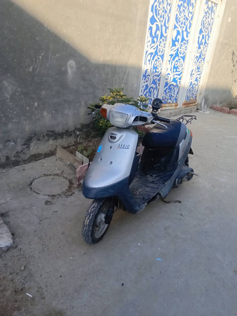 دراجه للبيع بتره العنوان سوق الشيوخ سعر 250 وبيها مجال رقم الهاتف ***********
