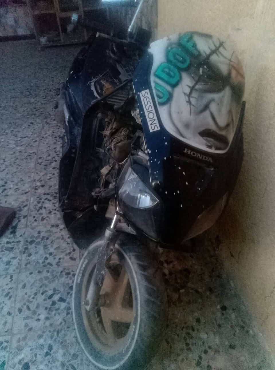 دراجه فوصه للبيع ماكينه مقفوله مكان بغداد حسينيه المعامل سعر 150 ***********
