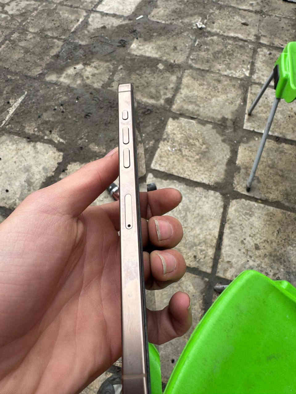 السلام عليكم ايفون 16 برو ماكس ذاكره 256 لون ذهبي المميز بطاريه 92 جهاز نظيف سعره مليون و300 مكاني ناصريه مركز ***********
