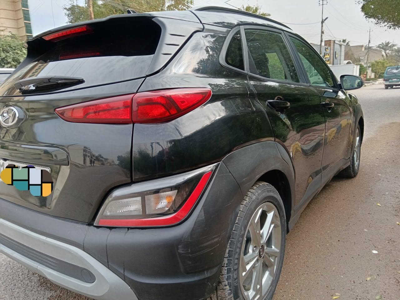 هونداي كونا 2023 محرك 2000 دوش. 
ضررها بنيد وجاملغ فقط بدون دواخل. 
رقم بغداد الدولي الجديد تحويل مباشر. 
المواصفات ;
فول مواصفات 1/1.
بصمة تشغيل +بصمة أبواب +بصمة جنطة 
كراسي كهرباء تشغيل عن بعد. 
شاشة كبيرة تدعم كار بلي. 
رادار امامي تنبية مانع تصادم رادارات تنبية جانبية
رادار خلفي عند الرجوع وقوف ذاتي
تحديد مسار نظام السياقة الذاتية بين الخطوط
شاشة أعطال ملونة مع ترحيب. 
٣ وضعيات قيادة (سبورت وعادي سمارت). 
فتحة سلايت طقتين 
تبريد ثلج 
ماشية ٤٣ السعر 128 الاتصال *********** او       *********** بغداد, العراق
