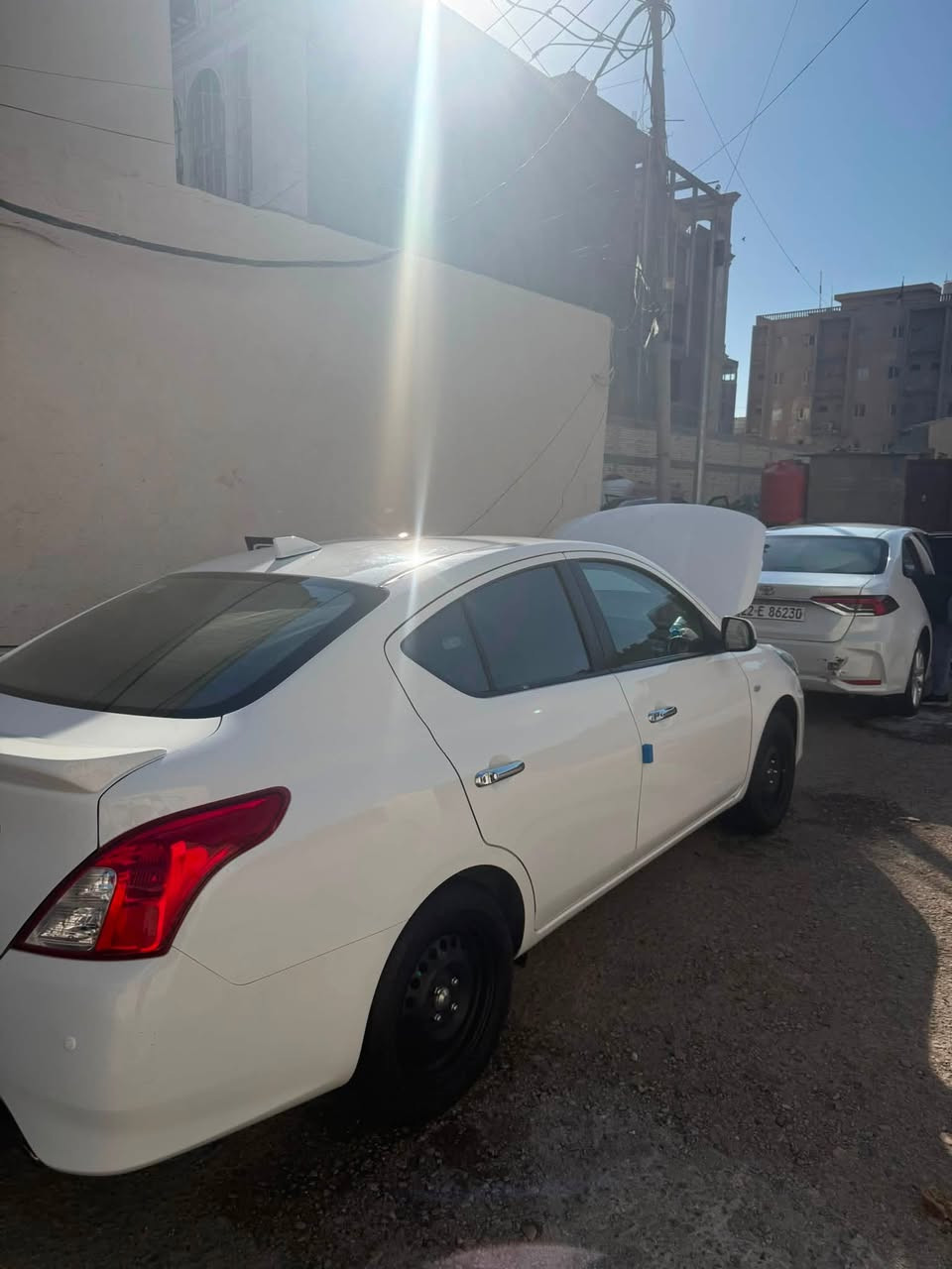 السلام عليكم نيسان صني هندي 2024 البليته الزركه كفاله عامه من الضربه والصبغ والتبديل والبارد ماشيه ٢٤ سياره جديده دوشمه ارضيه وكشنات سماعات اربع بيبان السعر ١٢٥ ***********
