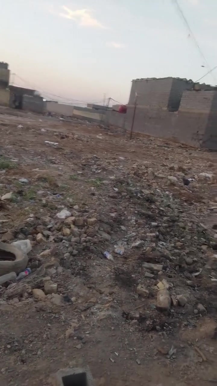 يا الله سلام عليكم يوجد لدينا قطعه ارض للبيع عنوان بغداد مدينه صدر الحميديه شارع سيد عوده مساحه الارض 100متر ***********
