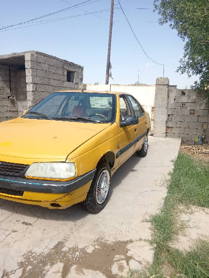 بيجو لميس 2015 بغداد الماني مصفره هيئه وغرامات شرط التحويل كير مكينه صدر خير من الله جاهزه بيها ضربه جاملغ عكس السايق ومبدل والبنيد طاير وباقي نفسه لان مو قويه السعر 25 وبيها مجال بسيط مكاني بغداد الامين *********** بغداد, العراق

