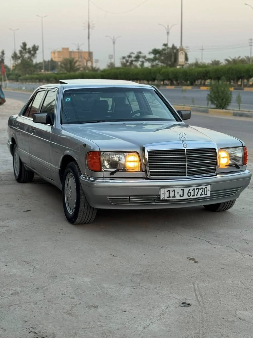 مارسدس جامبو موديل 88 محوره بطه كير محرك حداديه وتبريد تمام كهربا ئيات كول شغاله سلات طكتين سنتر لوك سياره جاهزه من كلشي السعر 63 مكان السياره كربلاء رقم الهاتف ***********
