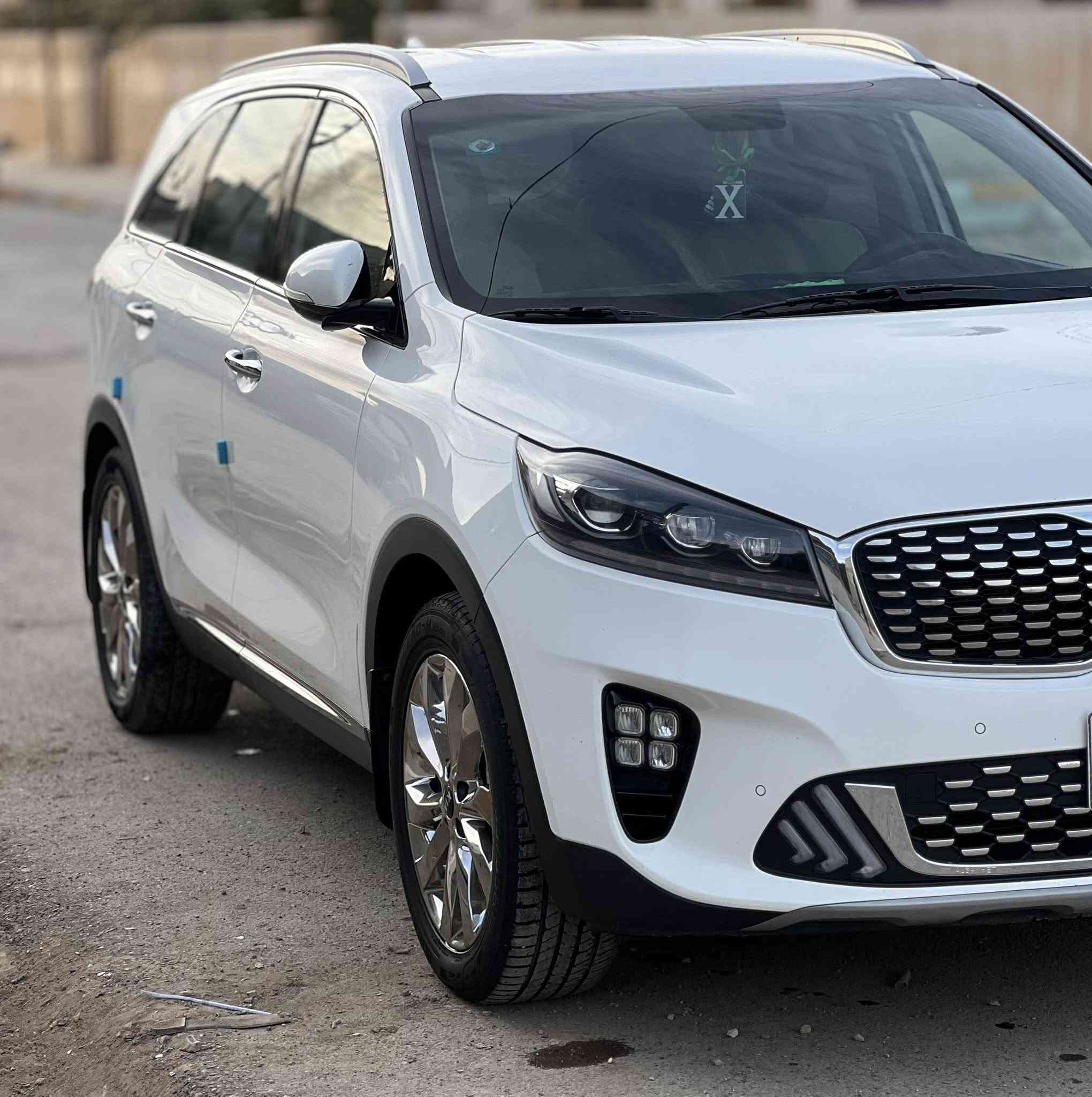 السلام عليكم
للبيع سورنتو  موديل 2020

خليجي كفالة عامة 

كير محرك مكفول شرط الفحص

سيارة بسمي وعلى ايدي  

رقم بغداد انكليزي مشروع وطني

محرك 6 سلندر 3500 

بصمة

فول تحكم ستيرن

الكشنات الأمامية كهربائية

كشنات جلد 

ارضية جلد 

3 قطع تبريد

7 راكب 

أوتوا هولد

اشاير بالمري 

 شحن لاسلكي  

جنطة كهربائية شفط

لد نهاري ليلي

حساسات أمامي خلفي

مري شفط

ويل كب حجم 19 كروم

بردات للأبواب الخلفية أصلية

4 أنظمة قيادة للسيارة

نظام ترحيب عن بعد وأشتعال الانارة الداخلية

بصمتين 

دواسات بعلامة سورنتو

كامرة بك 

حساسات خلفية وامامية 

العنوان ديالى 
للاستفسار 

***********
