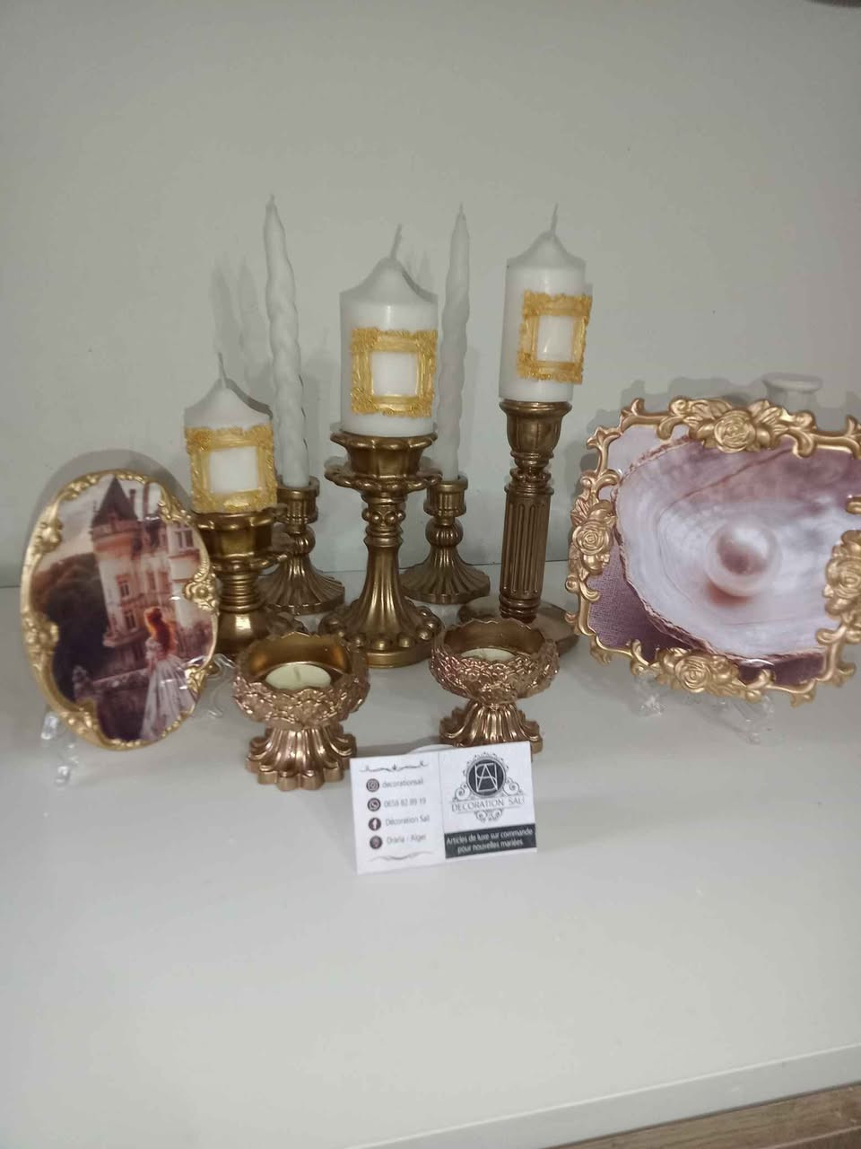 De magnifiques chandeliers avec bougeoirs et chandelles en doré style vintage avec grosses bougies parfumées الجزائر, بئر مراد رايس


**إذا كنت صاحب هذا الإعلان وتريد حذفه لأي سبب، رجاءا أرسل رسالة إلى الدعم الفني**
