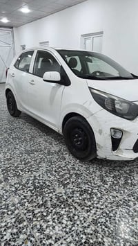 بيكانتو موديل:2019  السيارة اي نقص مابيها وأي ضربة مابيها ولا صبغ   تي...