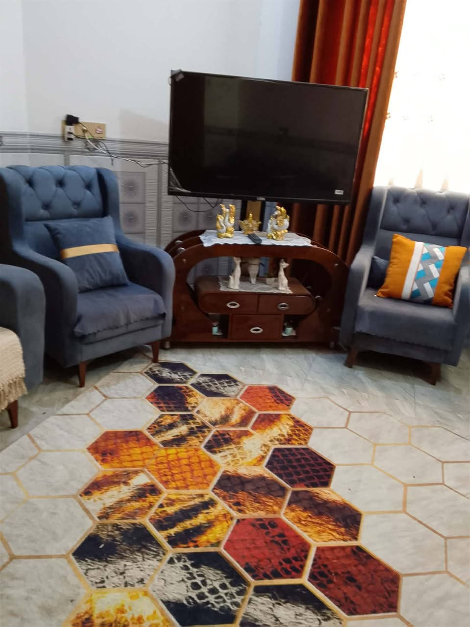 تخم ١٠ مقاعد 

السعر ٣٥٠ الف بي مجال تخفيض


**إذا كنت صاحب هذا الإعلان وتريد حذفه لأي سبب، رجاءا أرسل رسالة إلى الدعم الفني**