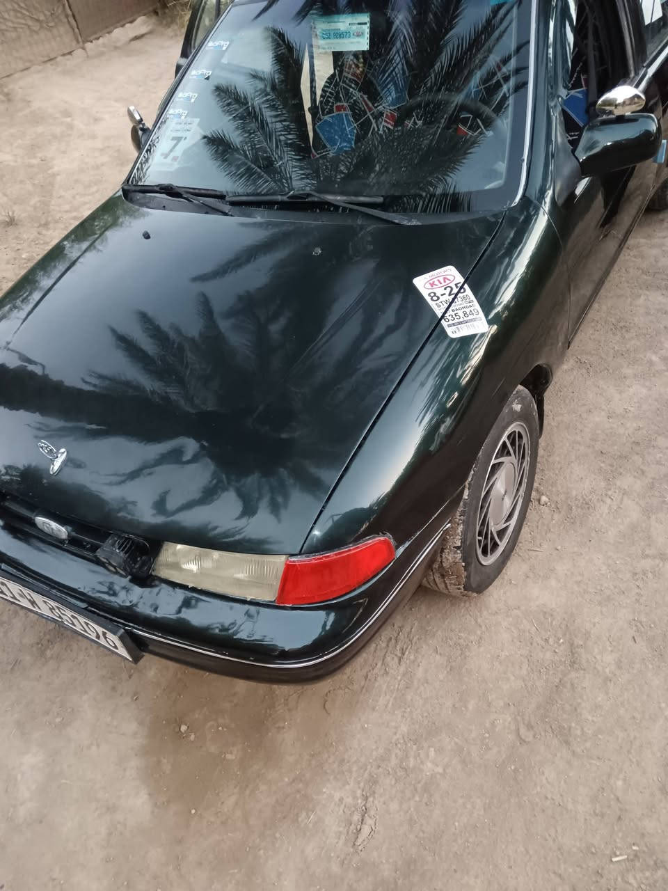 سلام عليكم كيا سيفيا للبيع موديل 93 رقم بغداد انكليزي سنويه 2030 هزه جديده مصبوغه عام جماليه مكفوله من الضربه ولكص ولكلبه كير اوتوماتيك  كير محرك مكفولات تخم تاير جديد صدر أمامي خلفي جديد غرفه جديده كهربائيات كله شرط تحويل السعر 35 وبيه مجال مكان بابل لاتصال ***********

