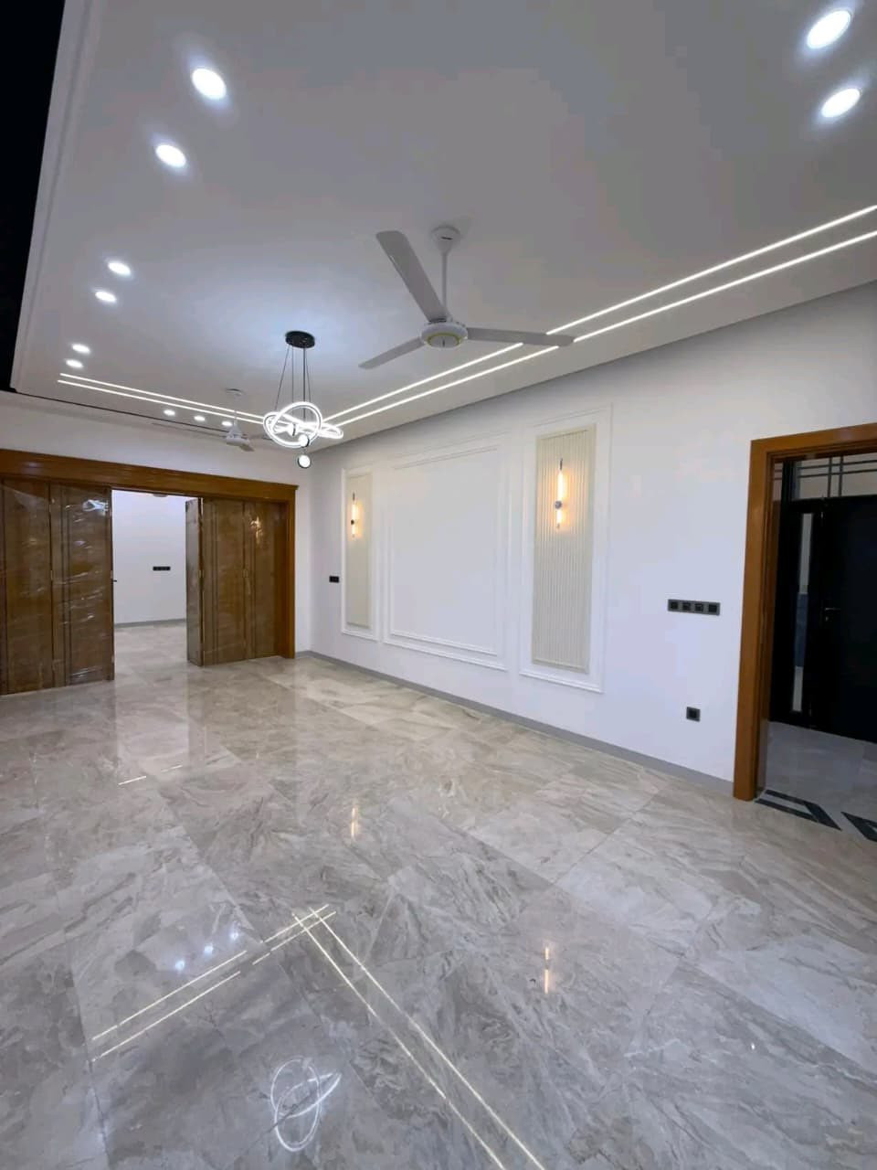 شارع الإمام علي طابقين جديد للإيجار والبيع ***********الشراي يجي خاص واتساب
