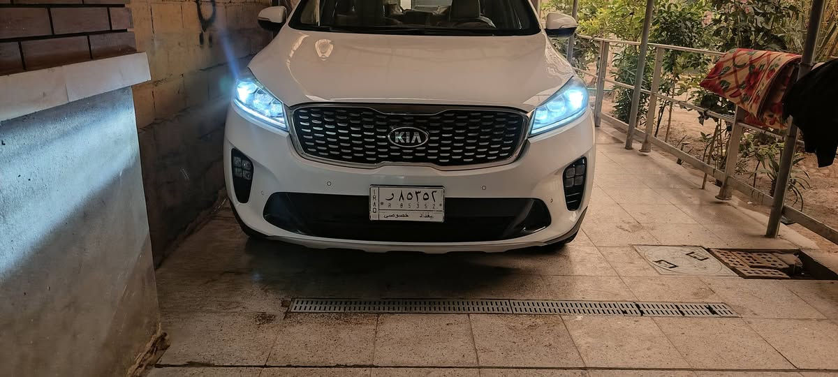 السلام عليكم 
سورنتو 2019للبيع
خليجي  فول 1/1
مواصفات  معروفه
٦سلندر  ٧راكب 
بنوراما    تحكمات سترن 
جنطه كهربائيه   اشاير بالمري 
مشروع وطني رقم  بغداد  بسمي 
ويل ستيل حجم 20   / 3 قطع تبريد
 كفاله عامه من كلشي  حت الدعاميات
السيارة سوناره موجود 
بيهه فقط صدعه بل جاملغ الخلفي موضح بل سونار 
وشخط بل باب الخلفي مكحل ما مبين    
السيارة  خير من الله  مواصفات  ونظافه وكفاله 
السيارة  ماشيه 104الف 
مكان السيارة  بغداد  المحموديه 
السعر  اتصل  وبيك خير  وتدلل 
للا ستفسار ***********
                 ***********
