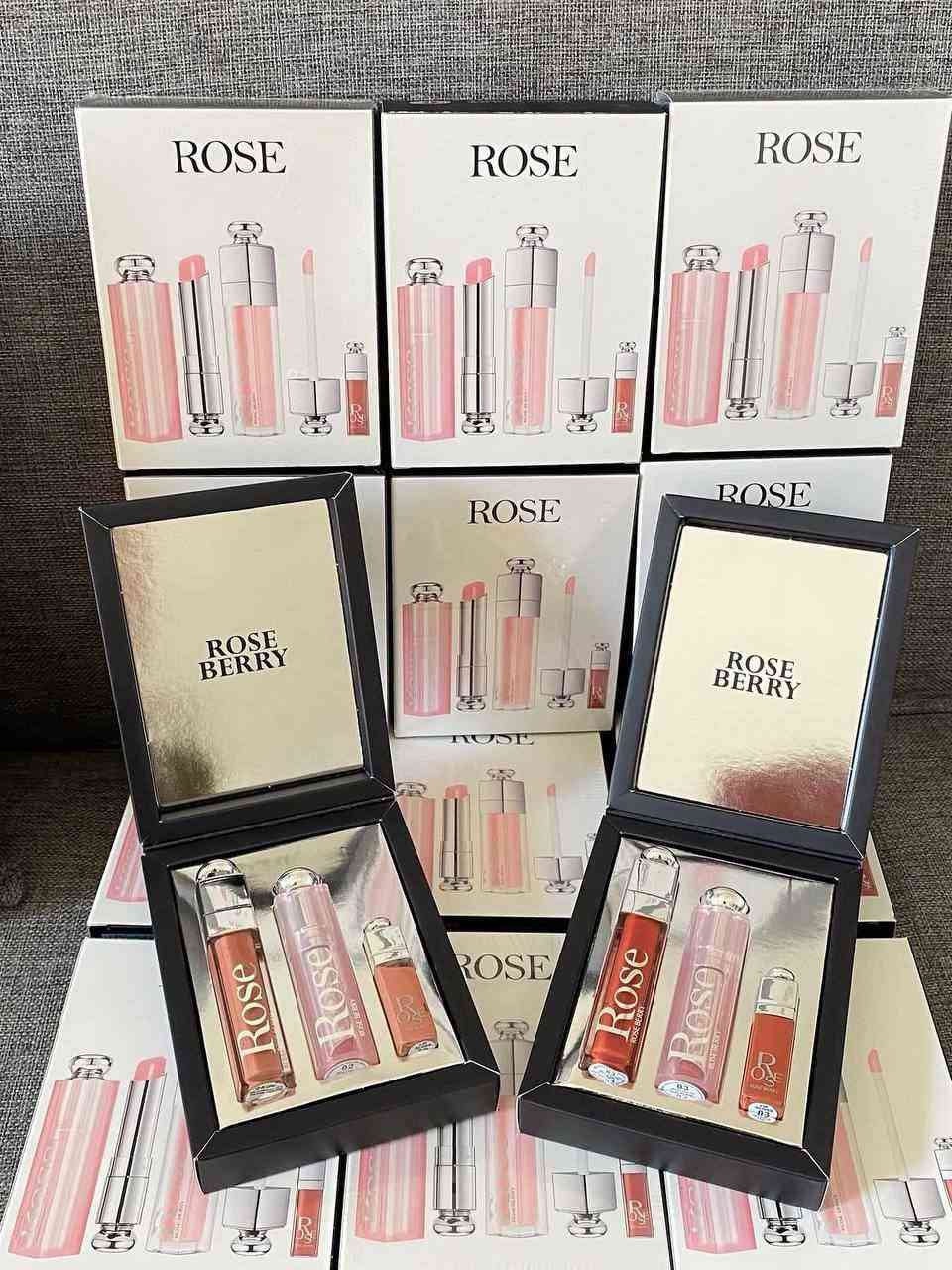 3 قطع لجمال وترطيب شفايفك 💋
💄 لب جلوس يخطّف الأنظار
💋 ليب بالم بلمعة صحيه
💄 روج صغير يكمل إطلالتك
🌿 مكونات طبيعية ترطيب 💦 ولمعان طول اليوم لمسة أنوثة طول اليوم المحاويل, بابل


**إذا كنت صاحب هذا الإعلان وتريد حذفه لأي سبب، رجاءا أرسل رسالة إلى الدعم الفني**