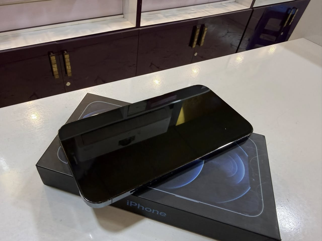 🛑ايفون 12 برو ماكس.  
⭕️ذاكره 256
⭕️نمودج M اصلي وضمان
🛑بطاريه 96%🔋
      ⭕️للبيع وللمراوس 
🛑مامفتوح وتر بروف
🌚السعر  500  الف
🛑ملحقات كامله

 #العنوان: المايسترو   —  كربلاء - حي العامل - سوك الاخير   (مجمع الامام الباقر(ع)        

  *********** 
***********
