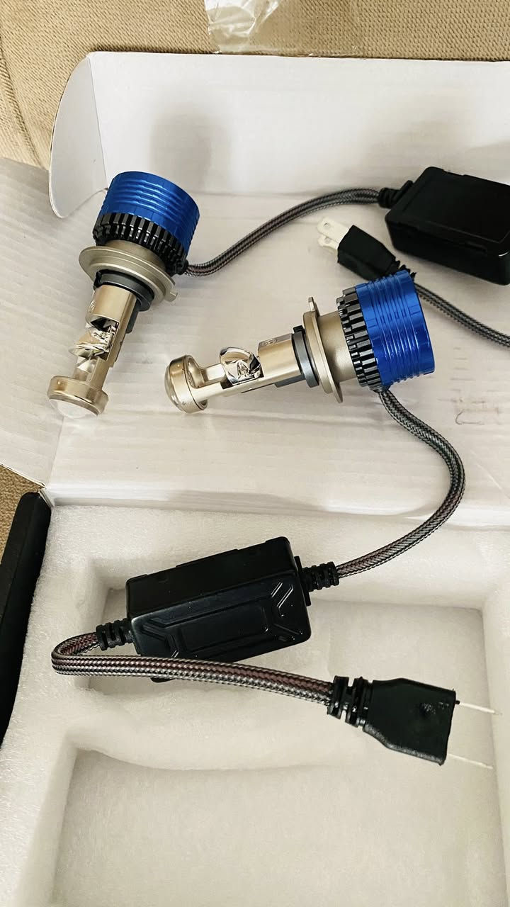 ليد عدسه ناصى H7
سعر ٣٥ الف


**إذا كنت صاحب هذا الإعلان وتريد حذفه لأي سبب، رجاءا أرسل رسالة إلى الدعم الفني**