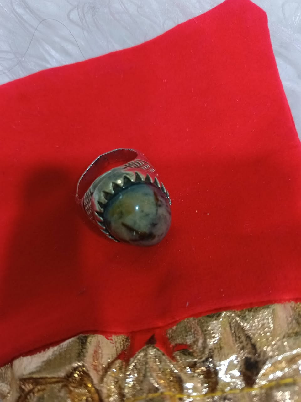 محبس داودي قديم صاغه راقيه وثكيله مراروس بيقوت أفريقي كون حجره جبيره


**إذا كنت صاحب هذا الإعلان وتريد حذفه لأي سبب، رجاءا أرسل رسالة إلى الدعم الفني**