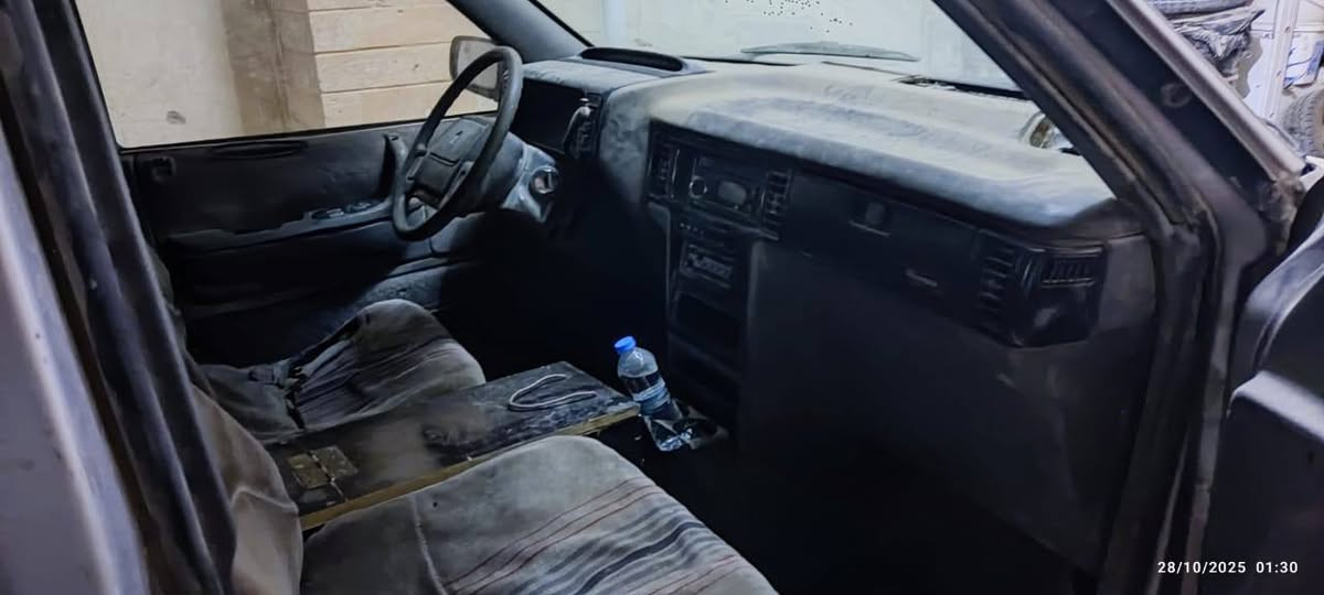 كلايزر موديل 91
شاصي طويل محرك قبل 3 اشهر شديتة وكير شرط 
رقم نينوى اخضر سنوية خضرة مخصص رقم 
كوبون بيهة 
شرط التحويل
عليهة غرامة 200 عالمشتري 
سعرها 13 قفل 
لتواصل ***********
