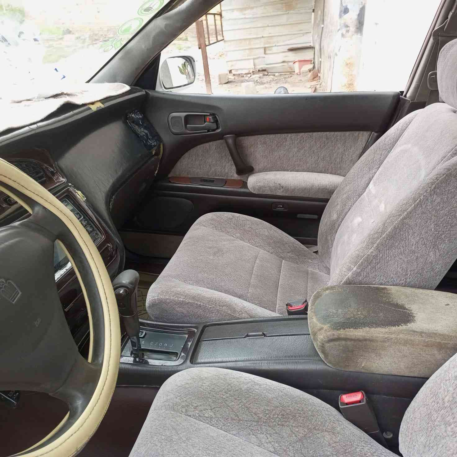 سلام عليكم
بطه ١٩٩٢
رقم نجف انكليزي 
مكفوله كص ونقل جثه ولعيب الشرعي 
مكفوله منل ضربه ومكغوله منل صبغ العام بيهه قطعتين صبغ 
مكينه وكير وحداديه وتخم تاير جديد 
غرفه جديده سياره مال جناي خير من الله 
السعر ٥٠وبيهه مجال 
***********
***********
العنوان واسط 
مكلف بل نشر
