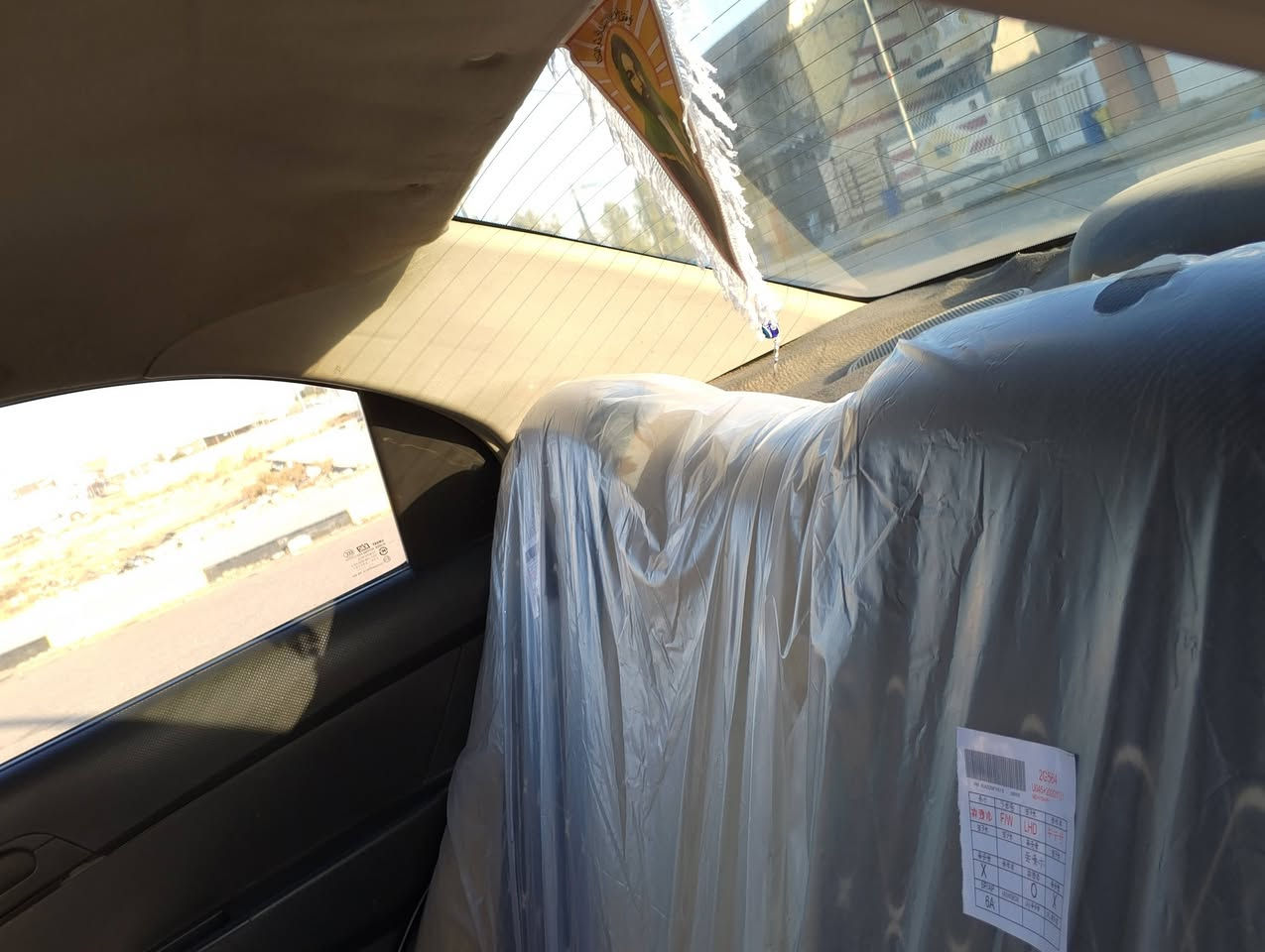 السلام وعليكم افيو للبيع موديل 2008 سياره جديده مكينه وكير كفاله سياره تخم تاير جديد  تبريد ثلج سياره كهربائيات عالشركه سياره كلش حلوه وجاهزة شاشه رقم جديد سنويه 2030 سعر 53 وبيها مجال مكان واسط العزيزية رقم الهاتف ***********.
