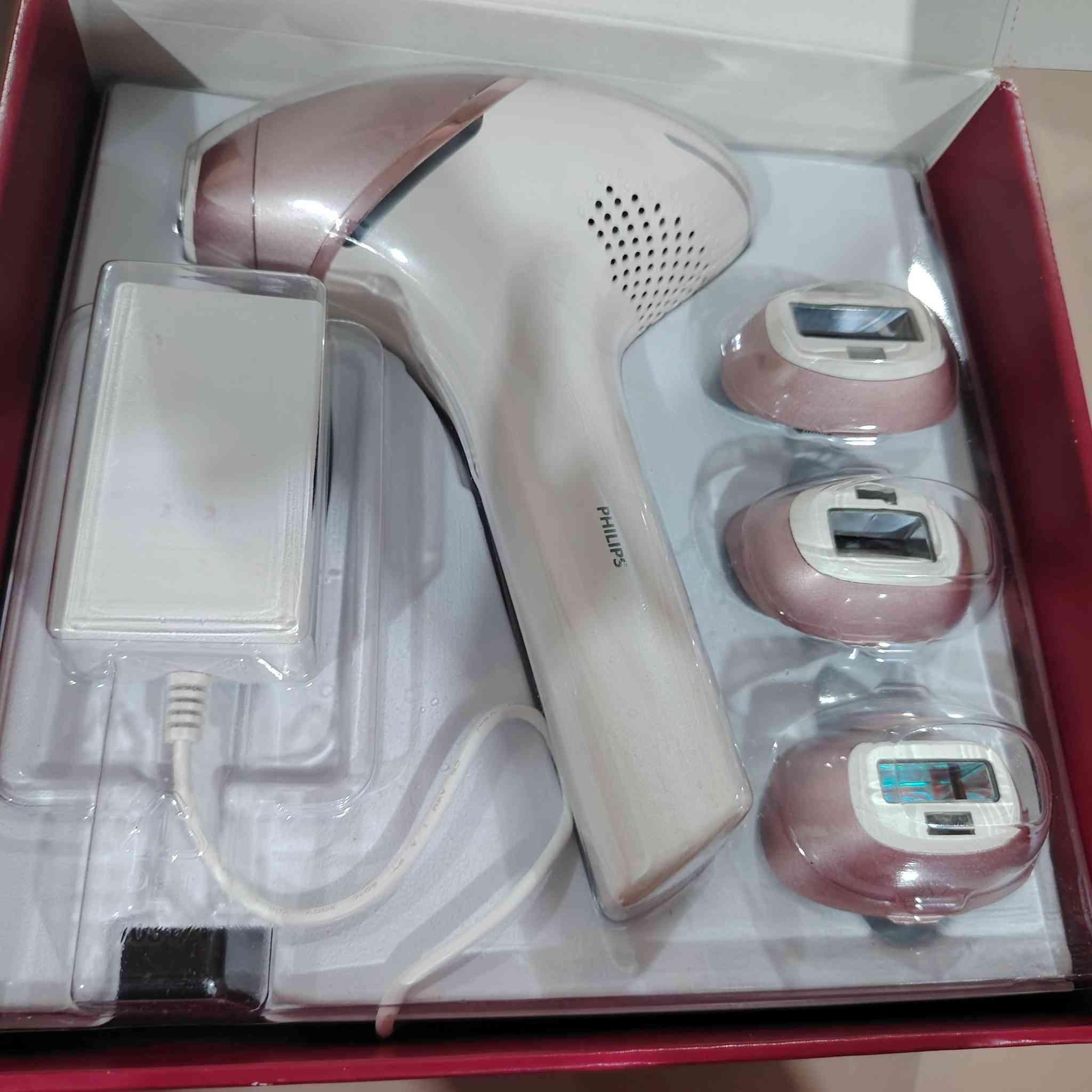 السلام عليكم جهاز ليزر فليبس الاصلي استخدام كلش قليل تقريبا مرتين او ٣  اريدة ١٢٥ ملحقاته كاملة مامستخدمة


**إذا كنت صاحب هذا الإعلان وتريد حذفه لأي سبب، رجاءا أرسل رسالة إلى الدعم الفني**