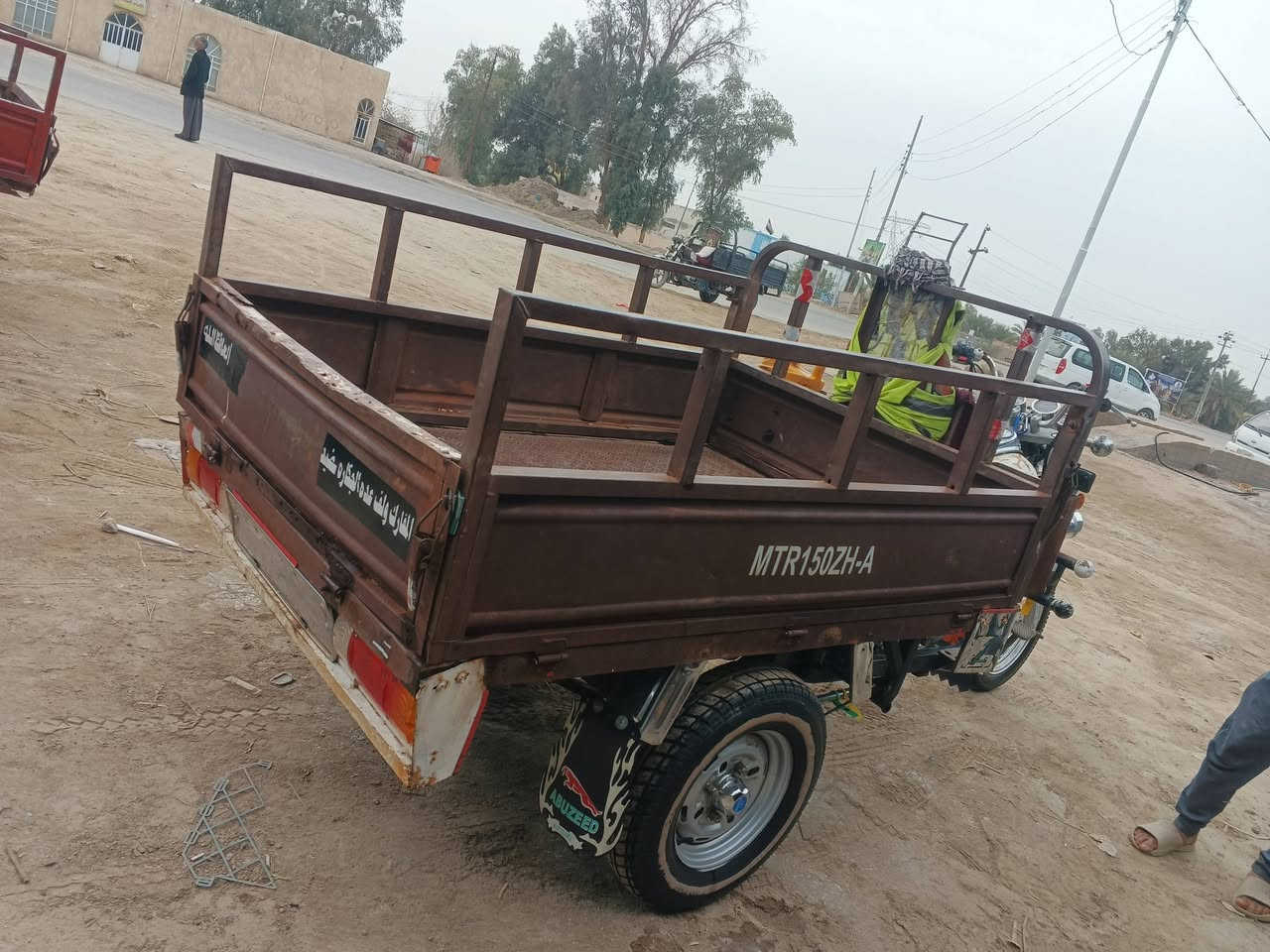 سلام عليكم ستوته موديل 8
ستوته حلوه جاهزه من كلشي كهربائيات كله شغاله محرك 20 مكان الدوانية السنيه - الجذع مكلف بلنشر 
*********** اتصال
