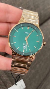 ساعة سيتيزن • جديد • قطر ٤٠مم