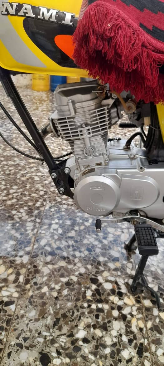 سلام عليكم دراجه اربع كير للبيع موديل. 25 جديده الدراجه كلشي مانقصه جهازه من كلشي مكاني كربلاء الاسكان
السعر 650 بيه مجال بصيط
***********
