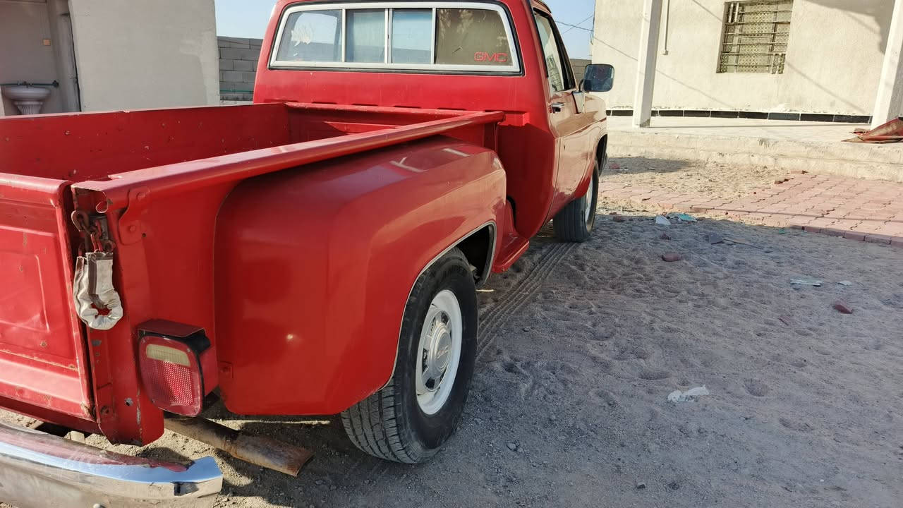 سلام عليكم جمس  84 تبريد شغال محرك 350  جديده توه مشدود كير 1000  رقم بغداد  ‏/لتواصل ع رقم سعر 50    ‪***********‬‏
